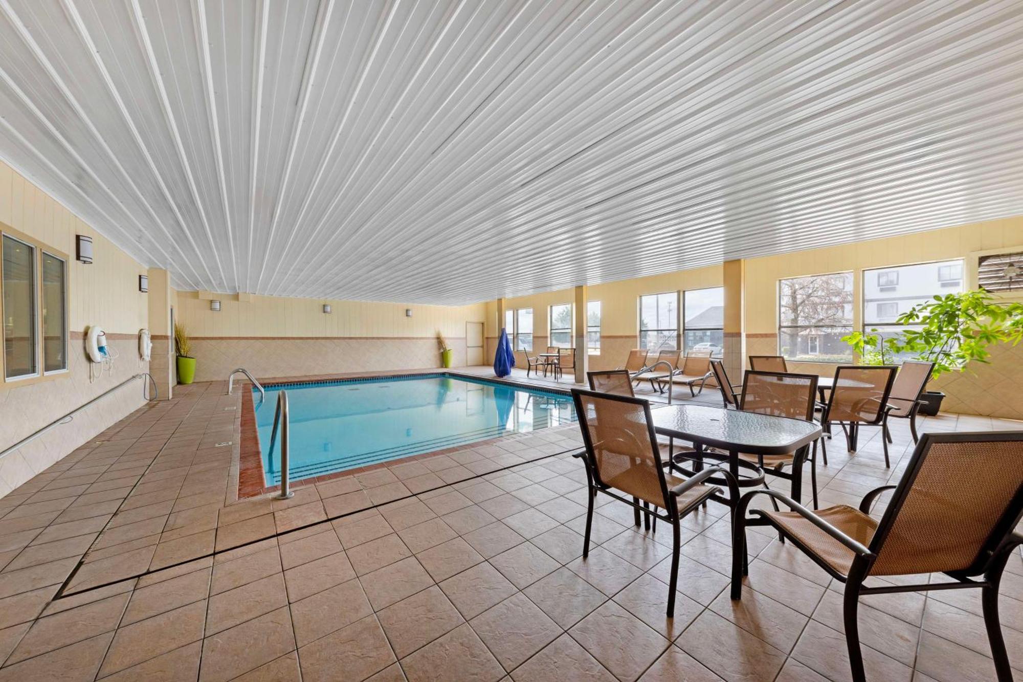 Best Western Greentree Inn & Suites Moore Exterior photo