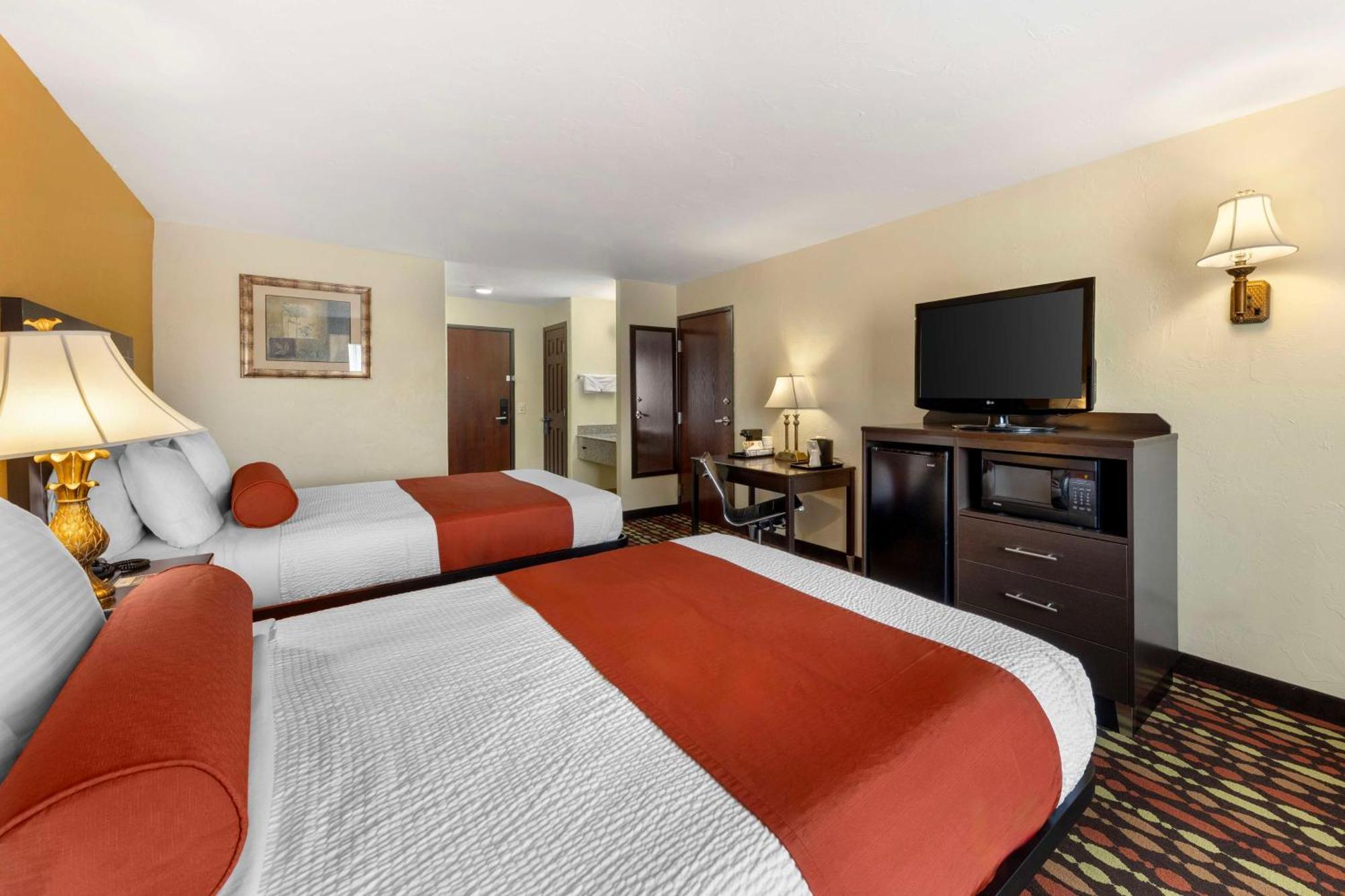 Best Western Greentree Inn & Suites Moore Exterior photo