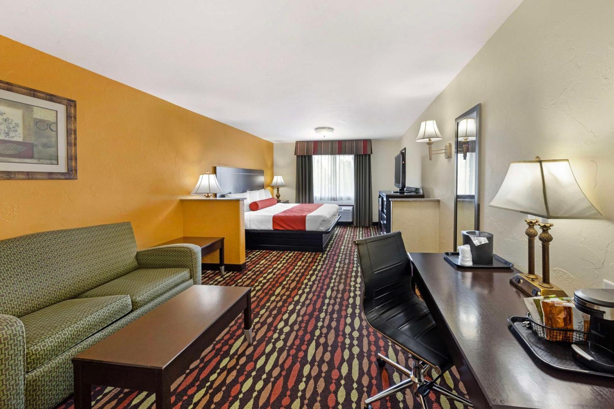 Best Western Greentree Inn & Suites Moore Exterior photo
