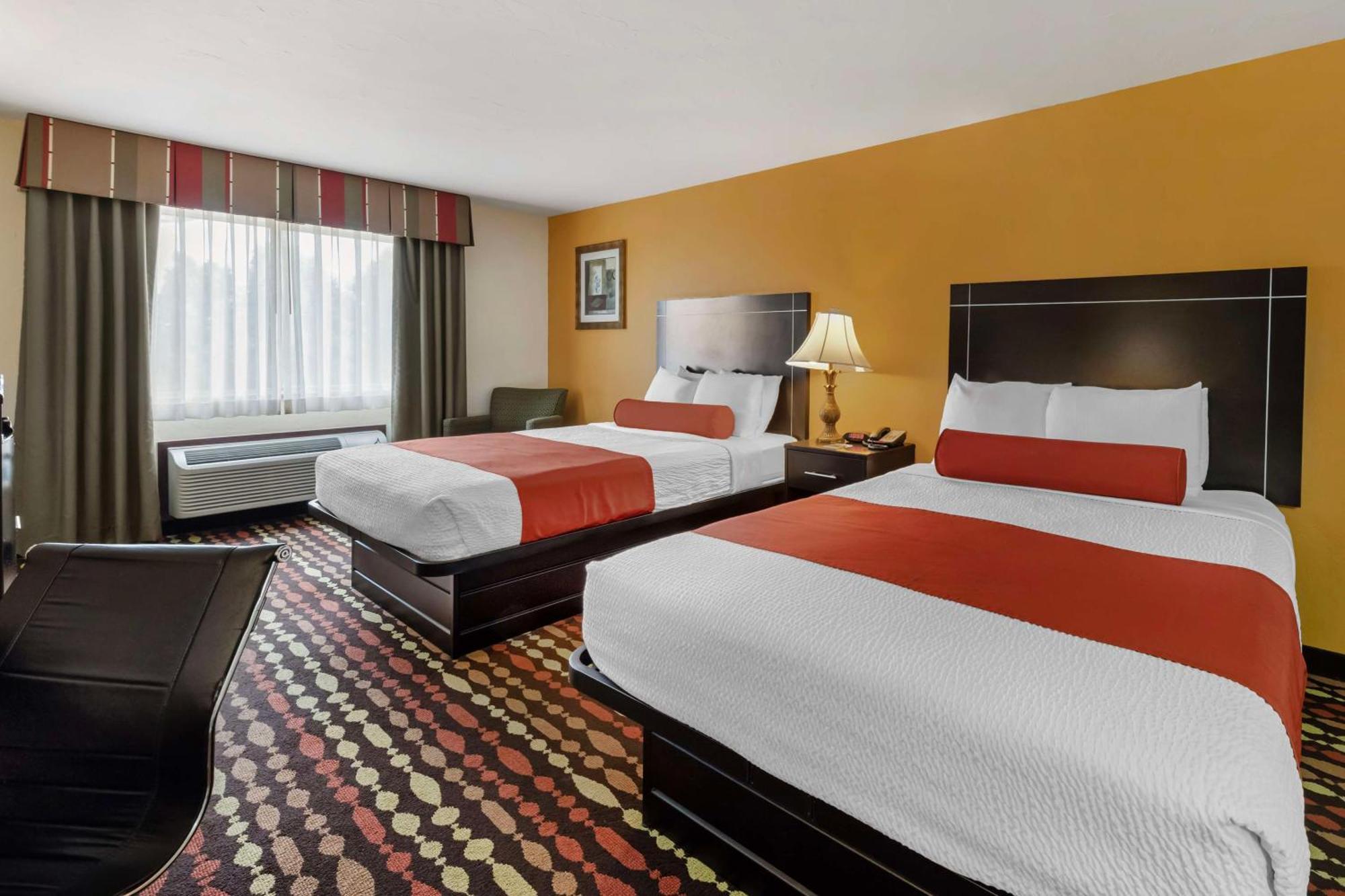 Best Western Greentree Inn & Suites Moore Exterior photo