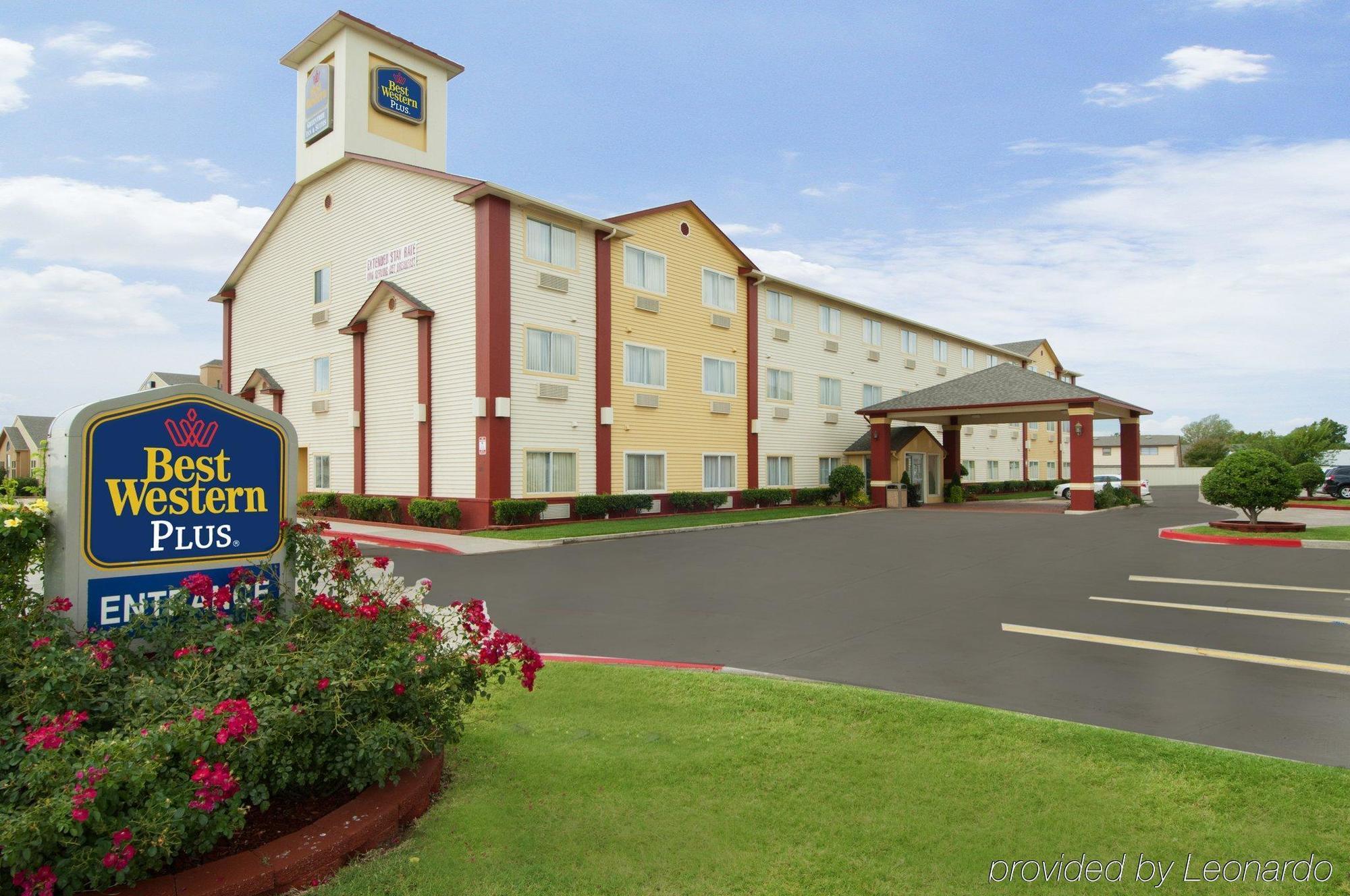 Best Western Greentree Inn & Suites Moore Exterior photo